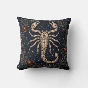 Cojín Decorativo Grabado botánico de Escorpio Medianoche
