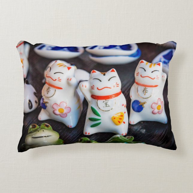 Cojín Decorativo Grabando figuras de gatos (Anverso)