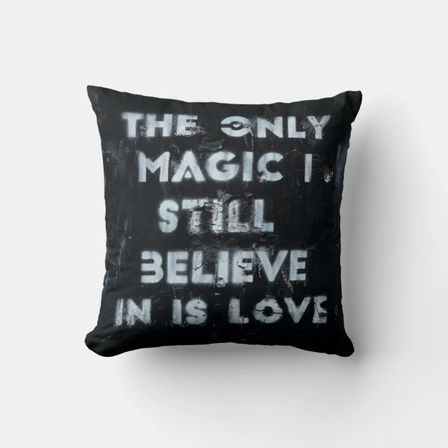 COJÍN DECORATIVO GRAFITI NEGRO Y BLANCO (Anverso)