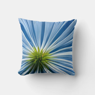 Cojín Decorativo gran flor blanca con cielo azul