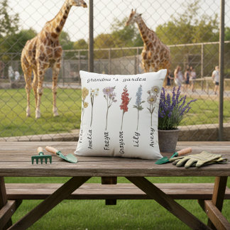 Cojín Decorativo Grandma’s Garden Cushion with Birth Flowers