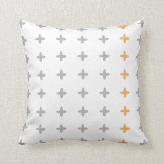 Cojín Decorativo Gris reversible + Cruz anaranjada