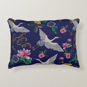 Cojín Decorativo Grúas, olas y flores japonesas. Embroidery ill