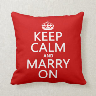 Cojín Decorativo Guarde la calma y cásese en (todos los colores)