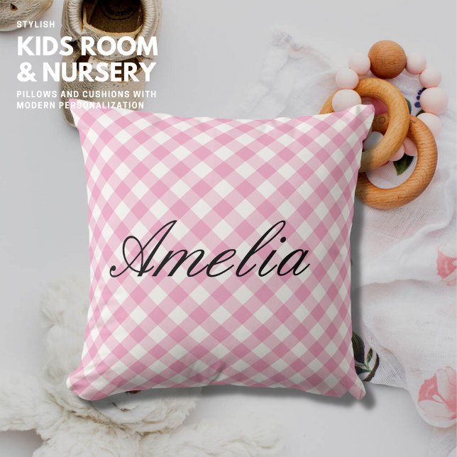 Cojín Decorativo Guión clásico tradicional de Gingham rosa (Subido por el creador)