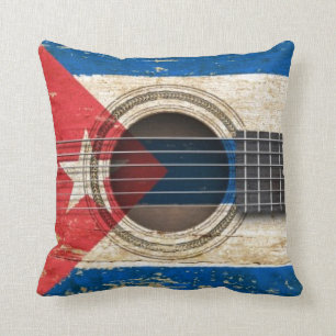 Cojín Decorativo Guitarra acústica vieja con la bandera cubana
