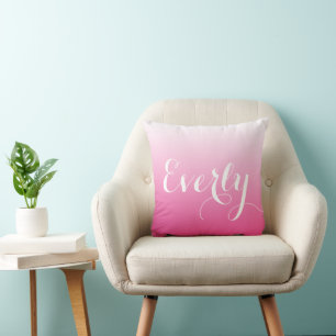 Cojín Decorativo Habitación personalizada de Chicas de color rosa u