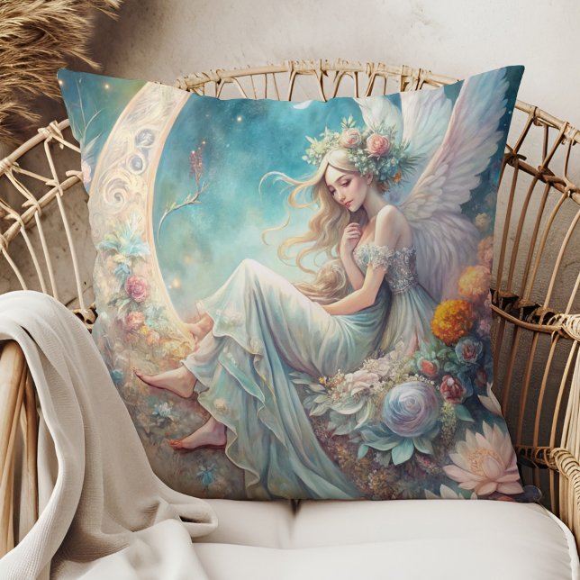 Cojín Decorativo Hadas de luna encantadas - Arte de fantasía celest (Enchanted Moon Fairy – Celestial Fantasy Art Throw Pillow on a boho rattan armchair)