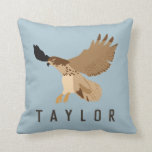 Cojín Decorativo Halcón Rojo-Atado personalizado en vuelo<br><div class="desc">Añada un tacto salvaje a su sofá o sofá con esta almohada de tiro de encargo del halcón. Este ilustracion realista del estilo representa un halcón rojo-atado majestuoso en vuelo contra un fondo azul claro. Basé este pájaro del gráfico de la presa en los halcones que cojo de vez en...</div>