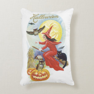 Cojín Decorativo Halloween Antiguo, Bruja Voladora con un Gato Negr
