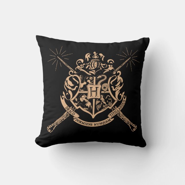 Cojín Decorativo Harry Potter | Escudo Hogwarts Crossed Wands (Anverso)