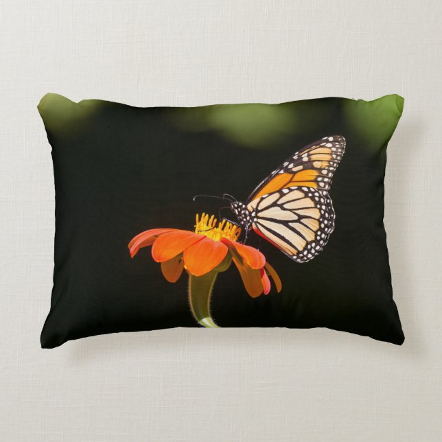 Cojín Decorativo Hermosa mariposa monarca (Anverso)