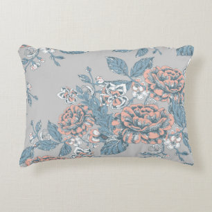 Cojín Decorativo Hermosas flores. Ornamentos monocromos. Lámina sin