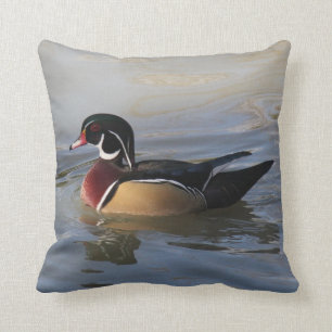 Cojín decorativo hermoso del pato de mandarín