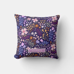 Cojín Decorativo Hermoso estampado floral en acuarela con nombre pe