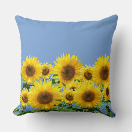 Cojín Decorativo Hermosos girasoles amarillos sobre azul cielo