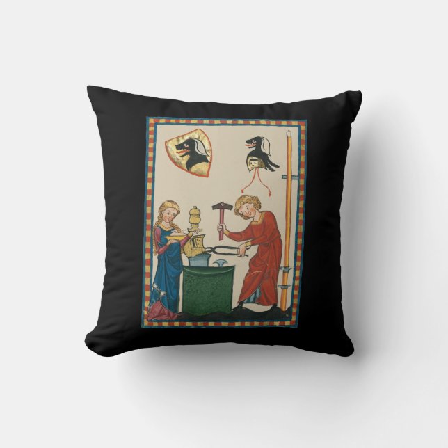 Cojín Decorativo Herrero Forjando Casco Arte Medieval (Anverso)