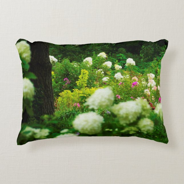 Cojín Decorativo Hidrangeas livianas en mi jardín de Rubio (Anverso)