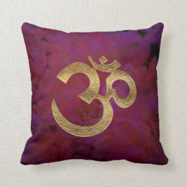 Cojín decorativo hindú de la yoga del oro púrpura