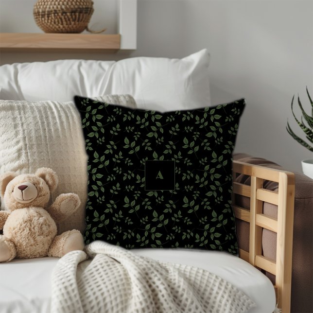 Cojín Decorativo Hojas de patrón negro verde monograma (Subido por el creador)