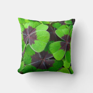 Cojín Decorativo Hojas de Shamrock - Rojo y Verde - Tramo - Oxalis