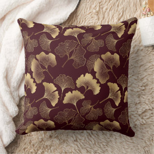 Cojín Decorativo Hojas doradas de Ginkgo en botánica elegante roja