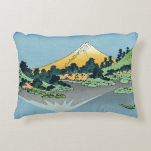 Cojín Decorativo Hokusai - El Monte Fuji reflexiona en el lago Kawa