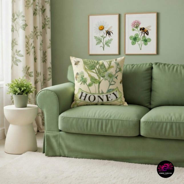 Cojín Decorativo Honeybee Haven (A curated touch of vintage nature for refined interiors.)