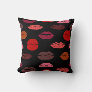 Cojín Decorativo Huella de labios, besos rosados rojos.
