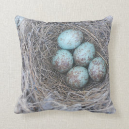 Cojín Decorativo Huevos naturales de fotografía con nido de ave alm