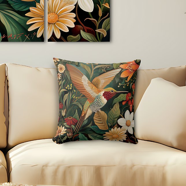 Cojín Decorativo Hummingbird Art Nouveau en vuelo (Subido por el creador)
