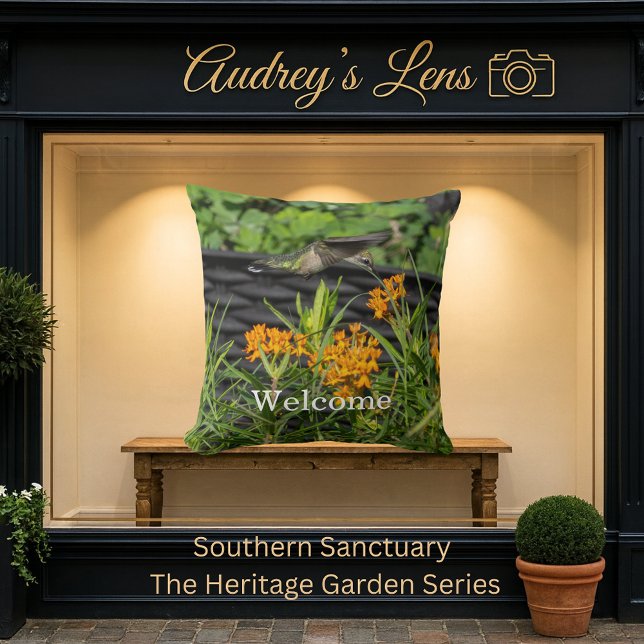 Cojín Decorativo Hummingbird & Butterfly Weed Floral Garden Flag (Subido por el creador)