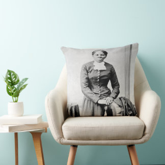 Cojín Decorativo Iconos de la Historia Negra: Harriet Tubman, Derec