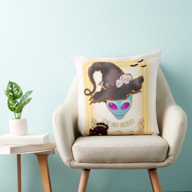 Cojín Decorativo : "I'M AN ALIEN" Halloween Throw Pillow (Silla)