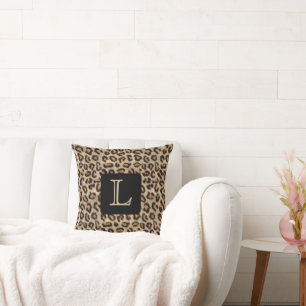 COJÍN DECORATIVO IMPRESIÓN DE FUN FAUX LEOPARD, MONOGRAM