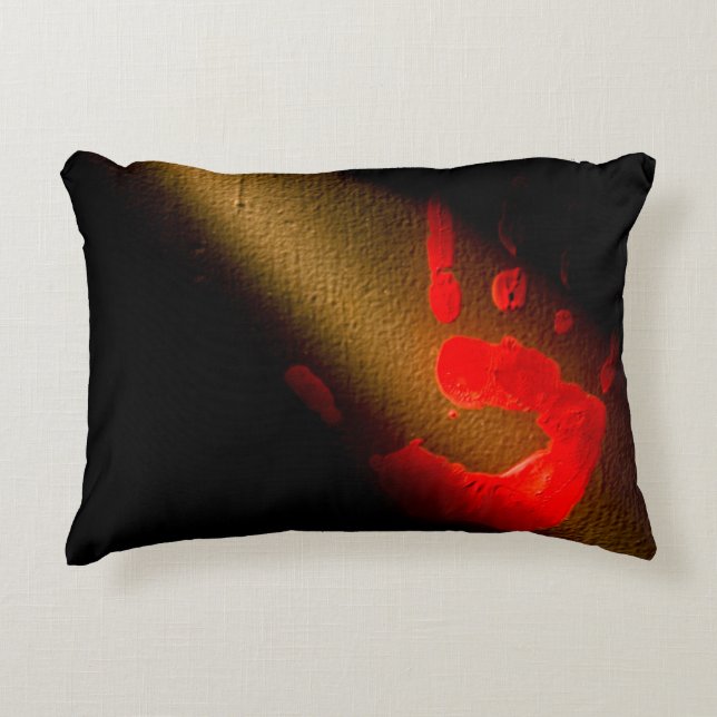 Cojín Decorativo Impresión de mano roja inquietante (Anverso)