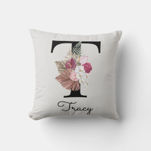 Cojín Decorativo Inicial floral rosa monogramada T