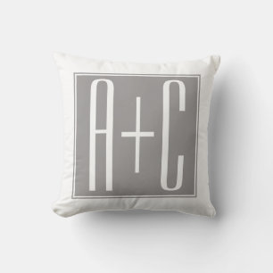 Cojín Decorativo Iniciales de parejas editables   Blanco y gris
