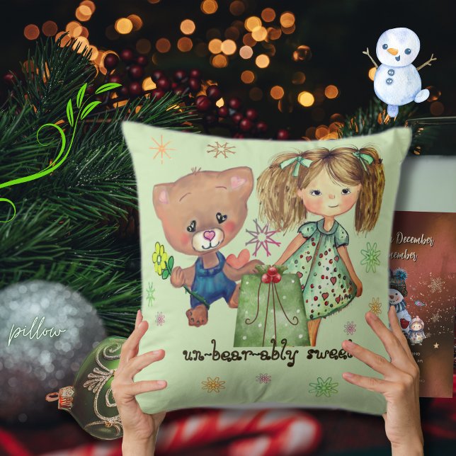 Cojín Decorativo Insoportablemente dulce Chica y osito Teddy (Unbearably Sweet Girl and Teddy Bear Throw Pillow)