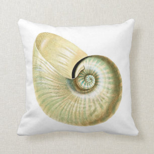Cojín decorativo iridiscente pálido del Seashell