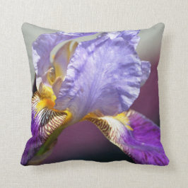 Cojín Decorativo Iris en primavera