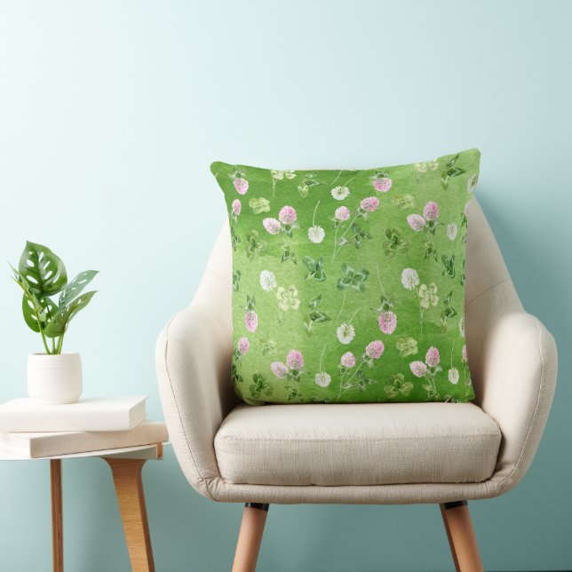 COJÍN DECORATIVO IRISH GREEN SHAMROCKS AND TINY PINK FLOWERS (Silla)