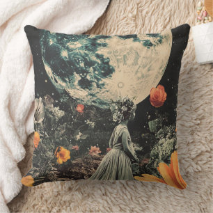 Cojín Decorativo Jardín Celestial de la Luna Sepia Floral Girl