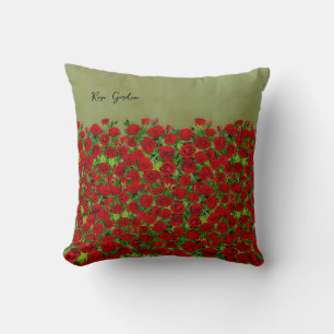 Cojín Decorativo Jardín de Rosas Rojas Campo Floral Vibrante