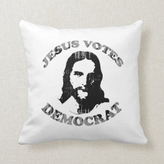 Cojín Decorativo Jesús vota al demócrata Faded.png