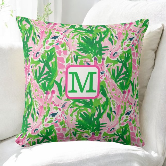 Cojín Decorativo Jirafas Preppy Rosa Verde Monograma Tropical (Subido por el creador)