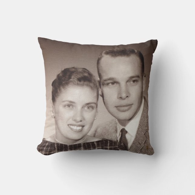 Cojín Decorativo Joe y Char Retro Pillow (Anverso)