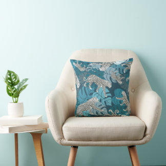 Cojín Decorativo Jungla de color azul verdoso con leopardo y hojas