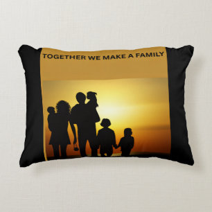 Cojín Decorativo Juntos Formamos una Familia ❤️