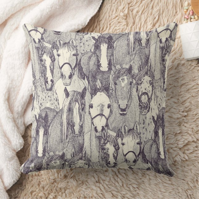 Cojín Decorativo just horses mulberry pearl (Manta)